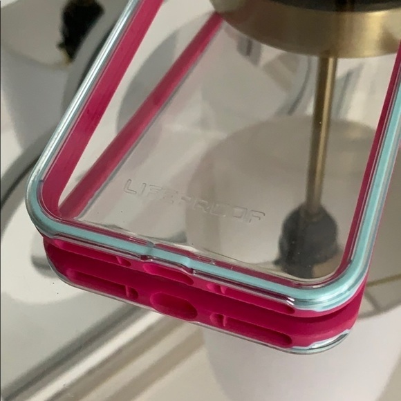 Lifeproof iPhone 7/8 Plus Case - Picture 3 of 5